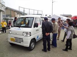写真:東大淀地区防災訓練における電気自動車の電源活用の実演