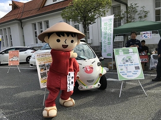 写真:伊勢楽市会場の様子