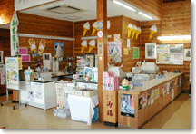 写真:店内レジ風景