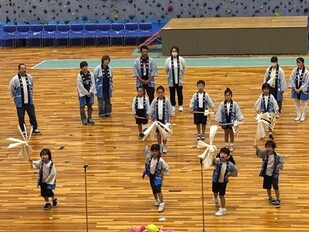 写真(1) 発表の様子(子ども木遣り)