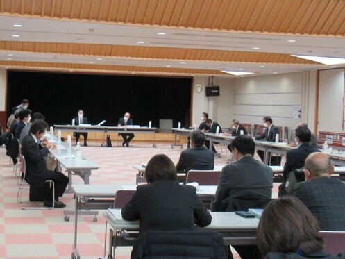 写真:令和3年度度2回伊勢志摩定住自立圏共生ビジョン懇談会の様子