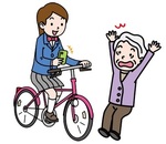 イラスト:スマホを見ながら歩行者に接触しそうになる様子