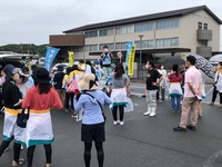 写真:会場での七夕大そうじの様子