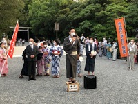 写真:会場での挨拶の様子