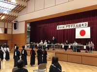 写真:会場での挨拶の様子