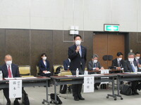 写真:会場での挨拶の様子