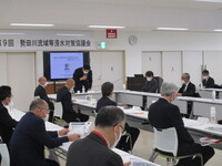 写真:会場での挨拶の様子