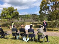 写真:会場での挨拶の様子