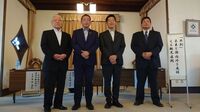 写真:会場での記念撮影の様子