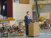 写真:会場での挨拶の様子
