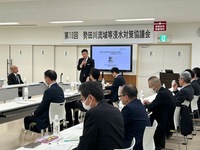 写真:会場での挨拶の様子