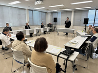写真:会場での挨拶の様子