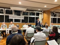 写真:会場での挨拶の様子
